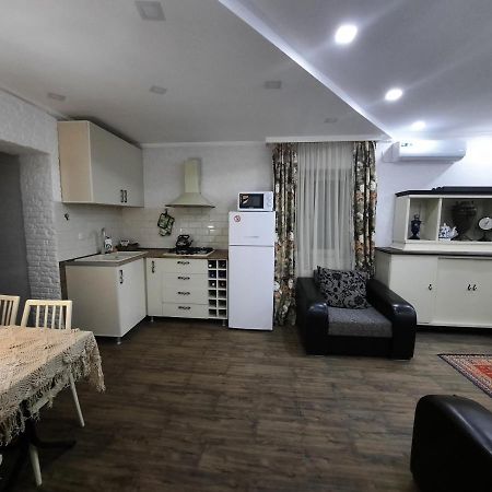 Ferienwohnung G&M Tbilisi Exterior foto