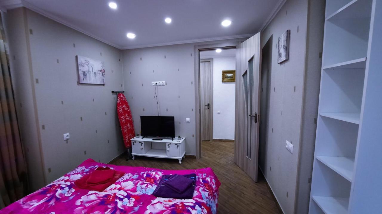 Ferienwohnung G&M Tbilisi Exterior foto