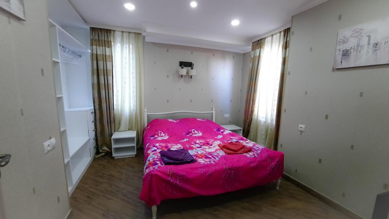 Ferienwohnung G&M Tbilisi Exterior foto